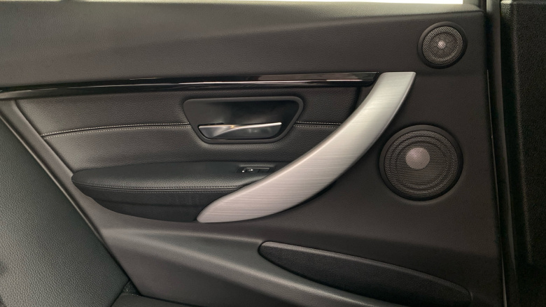 BMW 3 Series 320i M Sport Shadow Edition 5dr Step Auto Petrol Estate